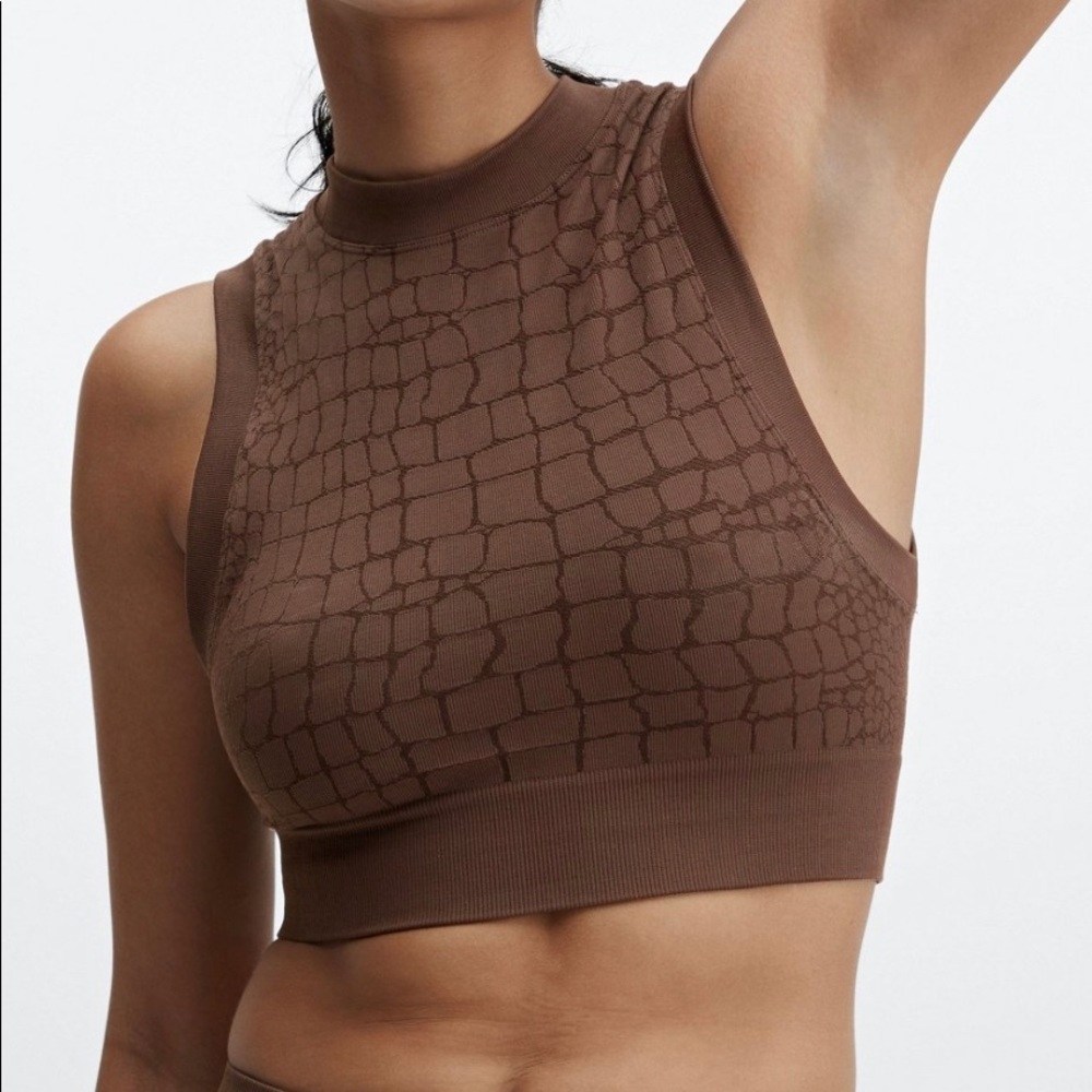 Fabletics Crop Top